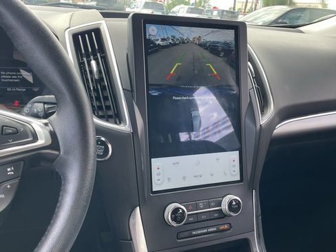 Used 2024 Ford Edge Titanium image 27