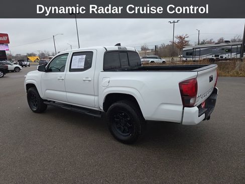 Used 2023 Toyota Tacoma SR image 5