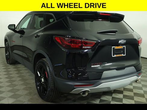 Used 2023 Chevrolet Blazer LT AWD/4WD image 4