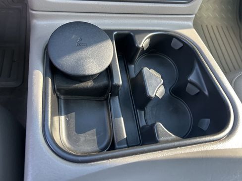 Used 2005 Chevrolet Avalanche Z71 w/ Sun And Sound Package image 49