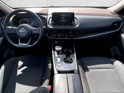 Used 2023 Nissan Rogue S FWD image 12