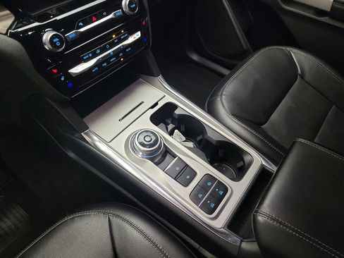 Used 2022 Ford Explorer Limited RWD image 26