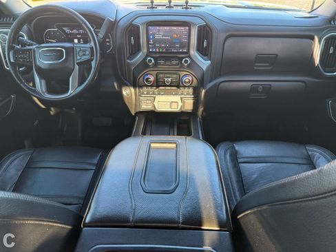 Used 2022 GMC Sierra 3500 Denali w/ Denali Ultimate Package image 14