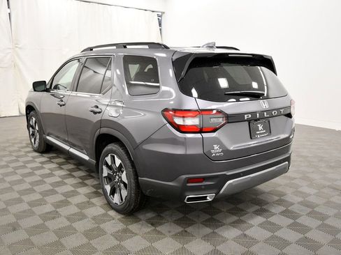 New 2026 Honda Pilot Elite image 5