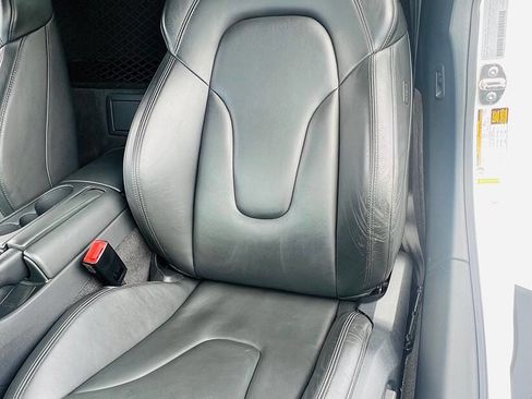 Used 2011 Audi R8 V10 AWD/4WD image 26