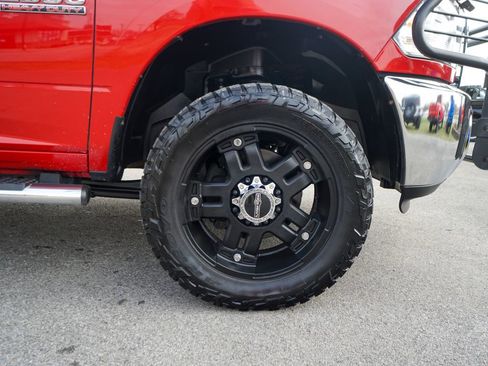 Used 2015 RAM 2500 Tradesman w/ Chrome Appearance Group image 11