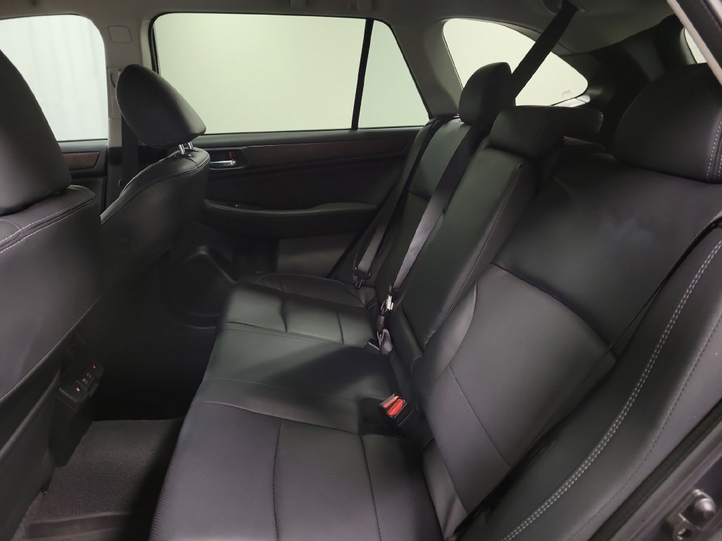 Used 2019 Subaru Outback 2.5i Limited AWD/4WD image 31