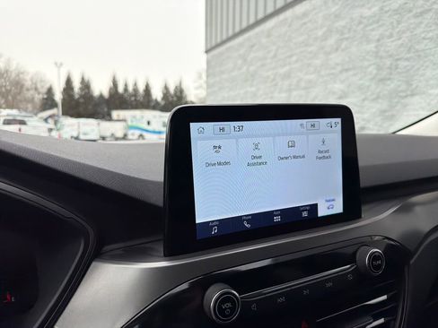 Used 2025 Ford Escape Active image 41