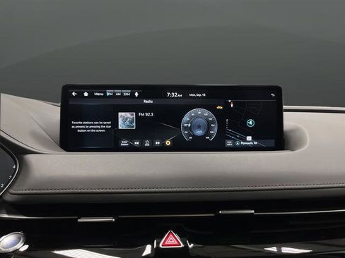 Used 2024 Genesis G80 2.5T image 17