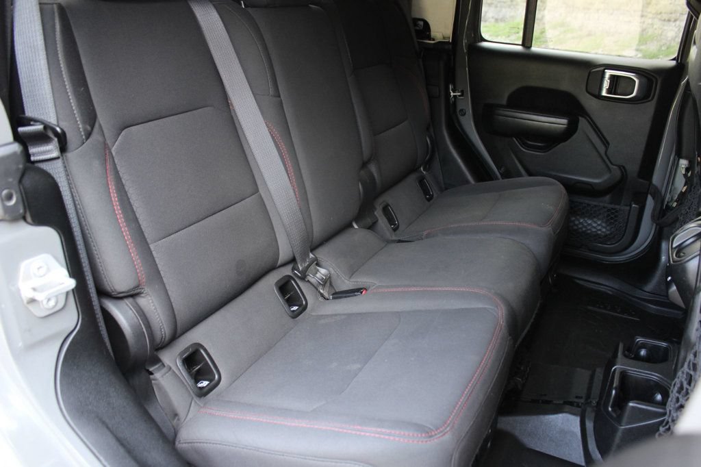Used 2021 Jeep Gladiator Rubicon AWD/4WD image 30