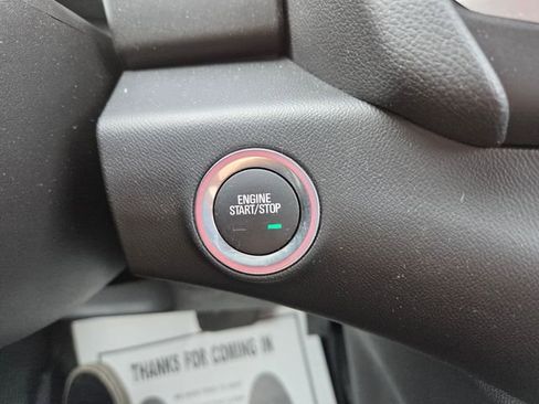 Used 2024 GMC Terrain SLT w/ Infotainment Package II image 25