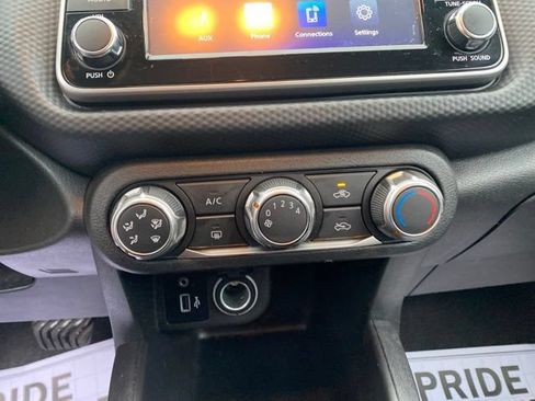 Used 2023 Nissan Kicks S FWD image 14