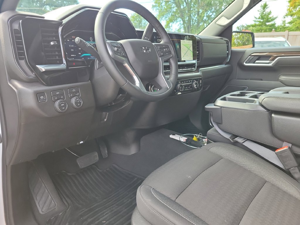 Used 2026 Chevrolet Silverado 1500 RST AWD/4WD image 22