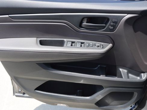 Used 2021 Honda Odyssey EX-L image 22
