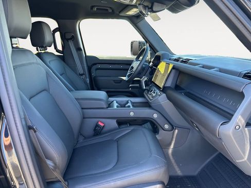 New 2026 Land Rover Defender 110 S AWD/4WD image 15