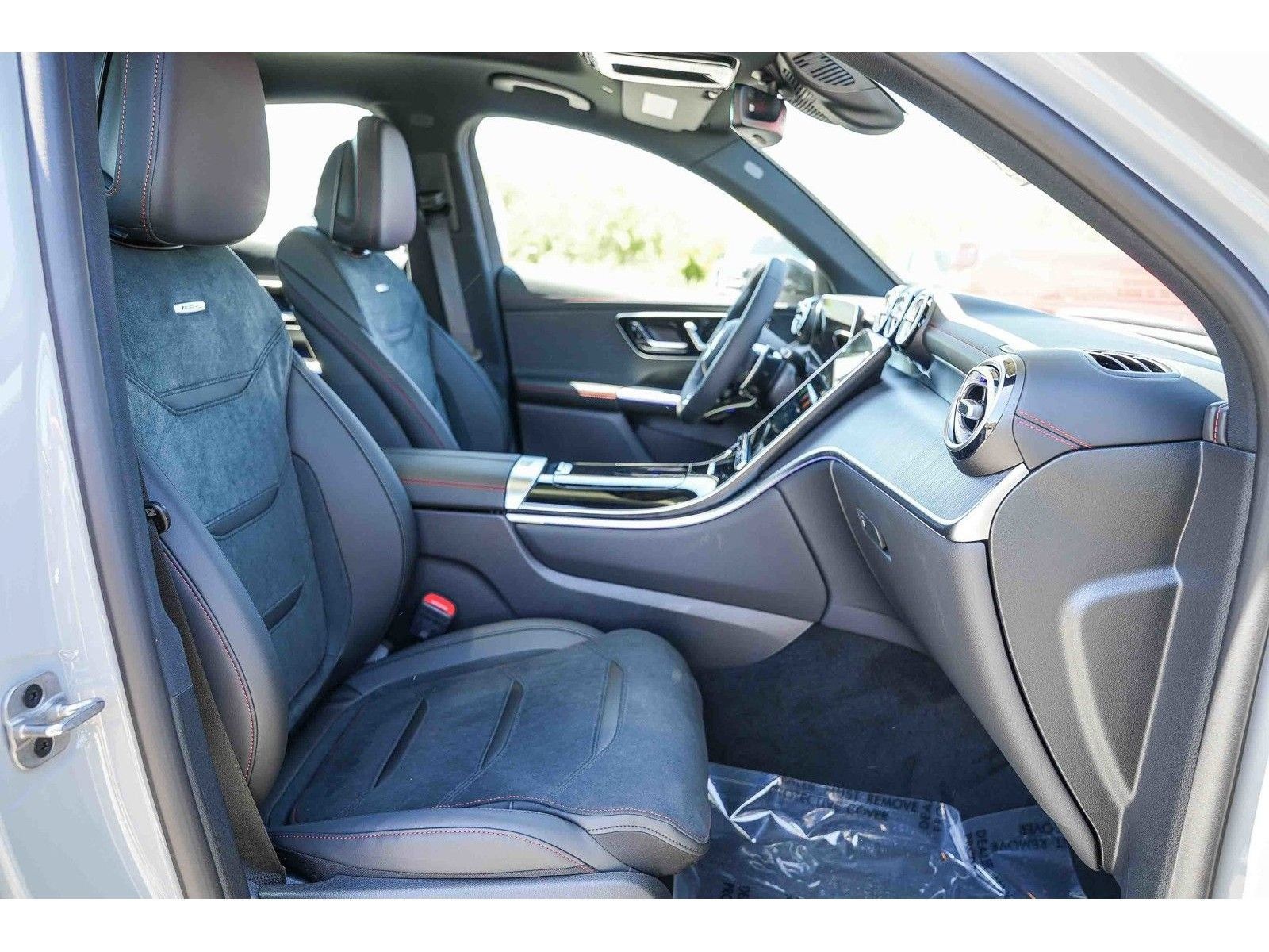 New 2026 Mercedes-Benz GLC 43 AMG 4MATIC Coupe image 16