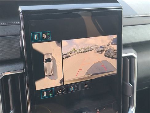 Used 2024 GMC Acadia Elevation image 34