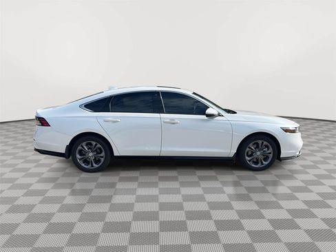 Used 2024 Honda Accord EX-L image 26