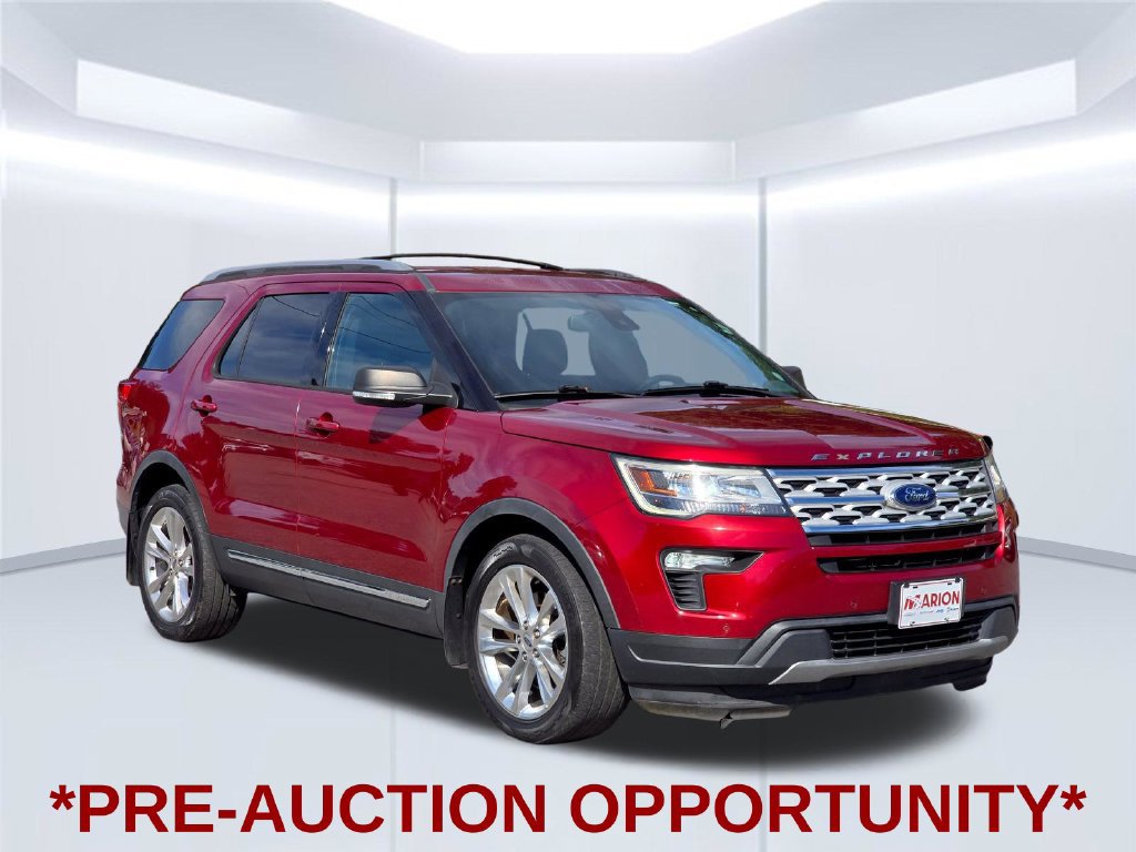 Used 2019 Ford Explorer XLT w/ Equipment Group 202A FWD image 16