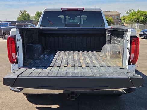 Used 2024 GMC Sierra 1500 SLT w/ SLT Premium Plus Package AWD/4WD image 14