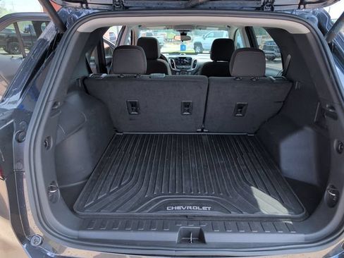 Used 2023 Chevrolet Equinox LT FWD image 21