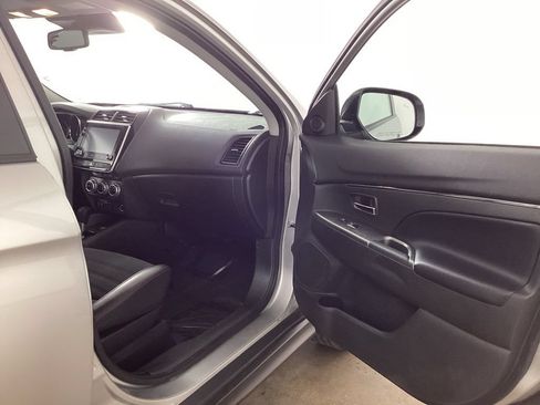 Used 2024 Mitsubishi Outlander Sport ES AWD/4WD image 23