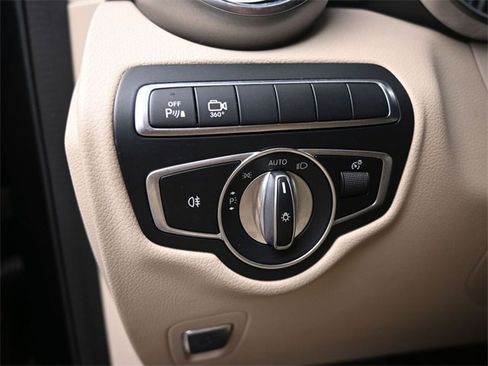 Used 2018 Mercedes-Benz GLC 300 image 15