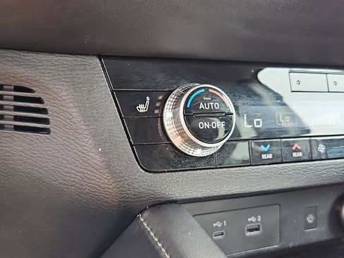 Used 2022 Mitsubishi Outlander SEL image 25