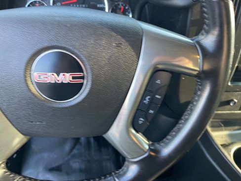 Used 2019 GMC Savana 2500 w/ Enhanced Convenience Package image 38