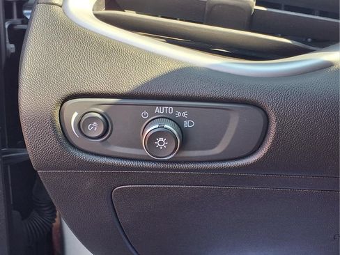 Used 2024 Chevrolet Malibu LT FWD image 19