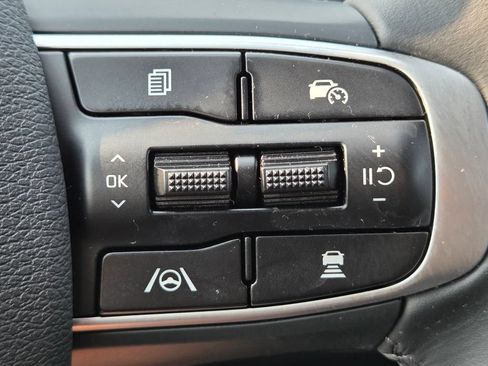 Used 2025 Kia Sportage SX AWD/4WD image 17