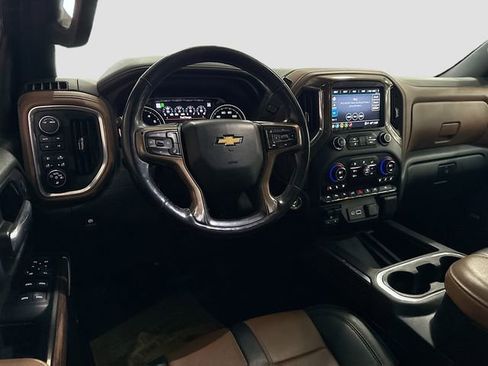Used 2021 Chevrolet Silverado 1500 High Country w/ Technology Package image 25