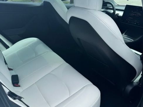 Used 2022 Tesla Model 3 Performance AWD/4WD image 11