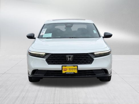 Used 2023 Honda Accord Sport image 2