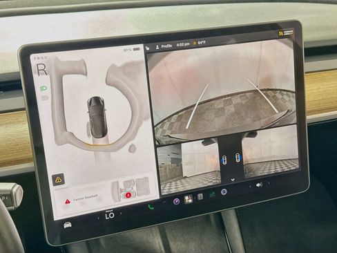 Used 2023 Tesla Model 3 Standard Range RWD image 3
