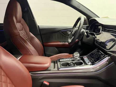 Used 2022 Audi SQ8 Prestige w/ Prestige Package image 31