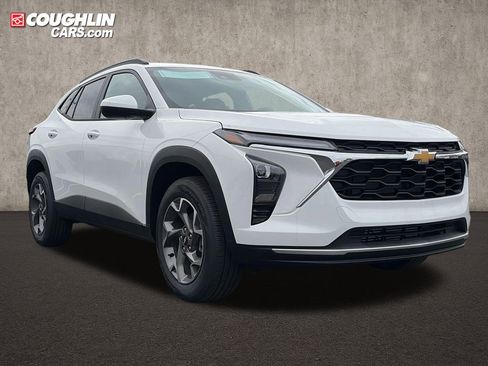 New 2026 Chevrolet Trax LT FWD image 8