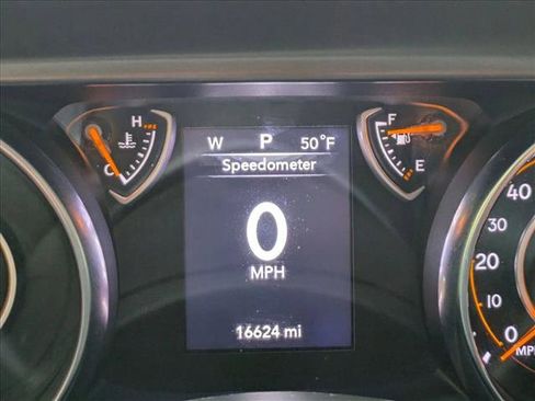 Used 2023 Jeep Wrangler Sport image 11