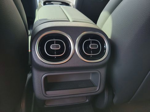 New 2026 Mercedes-Benz GLC 43 AMG 4MATIC image 16