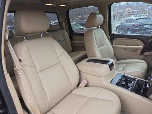 Used 2014 GMC Sierra 2500 Denali w/ Suspension Package, Off-Road image 22