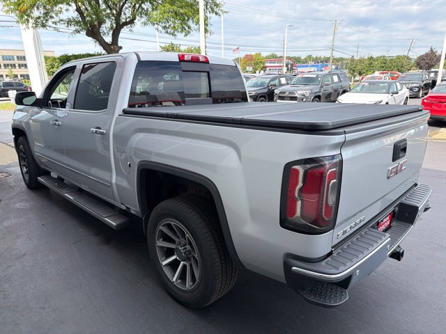 Used 2017 GMC Sierra 1500 SLT w/ SLT Preferred Package AWD/4WD image 4
