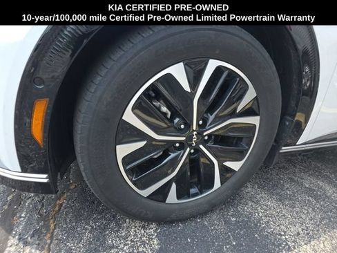 Certified 2023 Kia EV6 Wind w/ Wind Technology Package AWD/4WD image 6