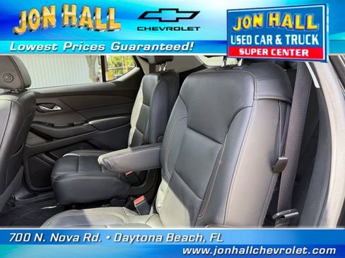 Used 2020 Chevrolet Traverse LT w/ LT Premium Package FWD image 20