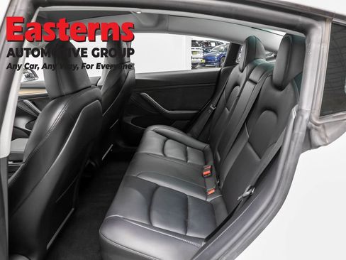 Used 2023 Tesla Model 3 Standard Range RWD image 18