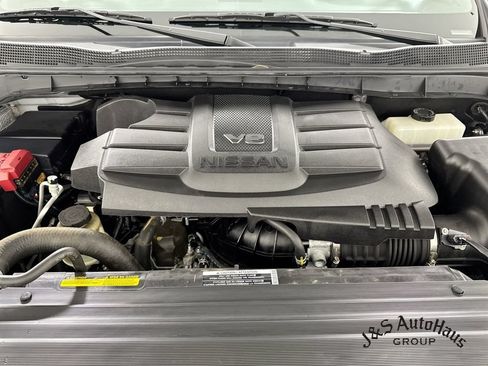 Used 2024 Nissan Titan PRO-4X w/ Pro-4x Utility Package AWD/4WD image 37