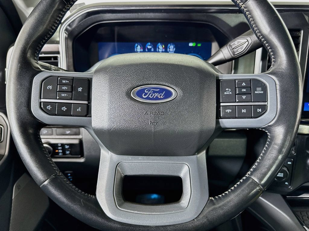 Used 2024 Ford F350 Lariat w/ FX4 Off-Road Package AWD/4WD image 54