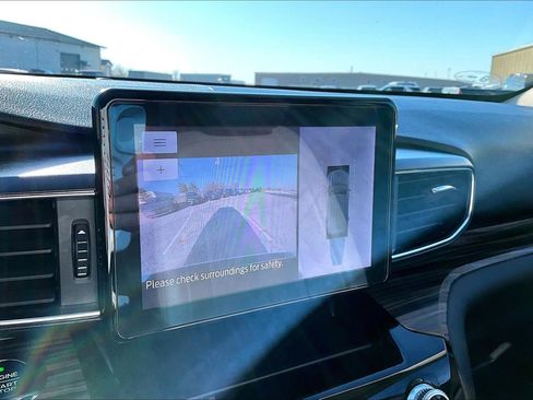 Used 2021 Ford Explorer Limited image 31