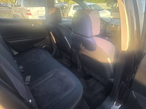 Used 2014 Nissan Rogue S w/ Convenience Package FWD image 11