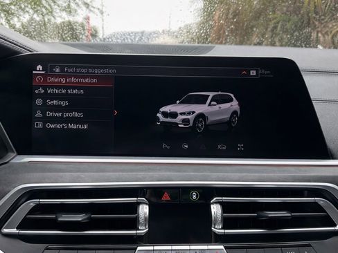 Used 2021 BMW X5 xDrive40i image 13