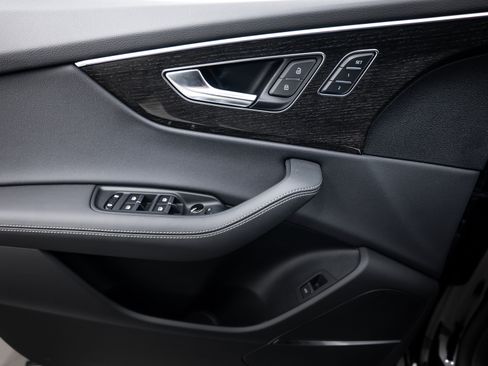 New 2026 Audi Q8 Premium Plus AWD/4WD image 13